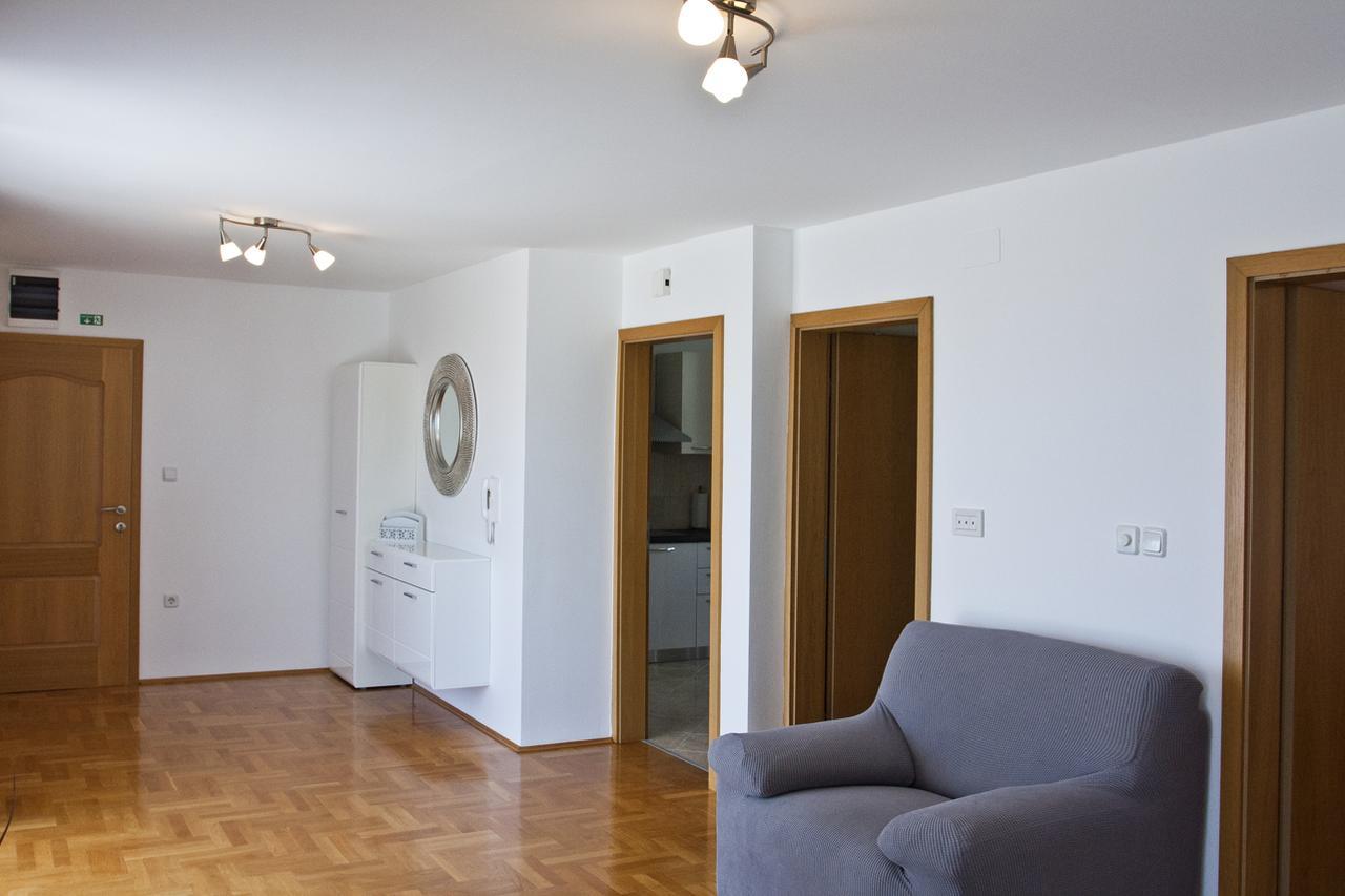 Apartment Noel Kaštela Eksteriør billede